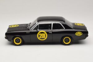 Opel Rekord C #201 Black Widow MCG 1:18 MCG18560 Metall — bild 3 av 6