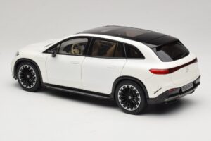 Mercedes EQS SUV X296 Manufaktur Diamond White NZG 1:18 B66960590 Metall — bild 7 av 8