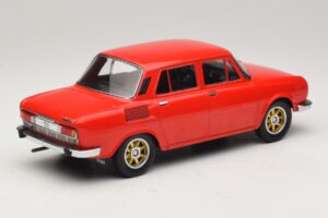 Skoda 100 Röd Guldfälgar MCG 1:18 MCG18784 Metall — bild 2 av 6