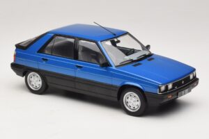 Renault 11 TXE Blue Metallic MCG 1:18 MCG18591 Metall — bild 4 av 6