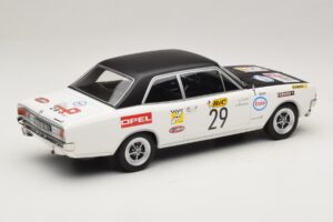 Opel Commodore A #29 J-L. Clarr / J-P. Peyroux Tour de France Automobile 1971 MCG 1:18 MCG18562R Metall — bild 2 av 6