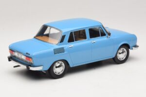 Skoda 100 LS Ljusblå MCG 1:18 MCG18782 Metall — bild 2 av 6