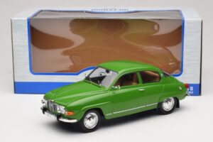 Saab 96 V4 Grön MCG 1:18 MCG18655 Metall — bild 6 av 6