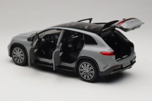Mercedes EQS SUV X296 Manufaktur Alpine Grey NZG 1:18 B66960591 Metall — bild 5 av 8