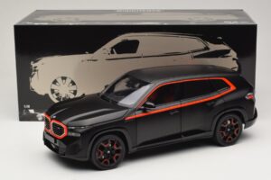 BMW XM G09 Matt Black Minichamps 1:18 110023301 Metall — bild 8 av 8