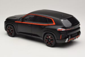 BMW XM G09 Matt Black Minichamps 1:18 110023301 Metall — bild 7 av 8