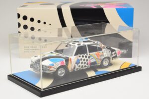 BMW 2500 E3 New Horizon Minichamps 1:18 155029204 Resin — bild 6 av 6