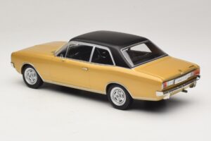 Opel Commodore A Beige MCG 1:18 MCG18559 Metall — bild 5 av 6