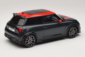Mini Cooper JCW F66 Legend Grey Otto 1:18 OT1244 Resin — bild 2 av 6