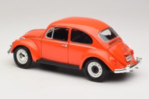 Volkswagen Beetle Orange Gremlins Movie Greenlight 1:18 12985 Metall — bild 7 av 8