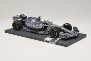 Alfa Romeo Orlen C42 R. Kubica Testing Barcelona 2022 Minichamps 1:18 117229988 Resin — bild 4 av 7