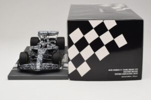 Alfa Romeo Orlen C42 V. Bottas Testing Barcelona 2022 Minichamps 1:18 117229977 Resin — bild 6 av 7