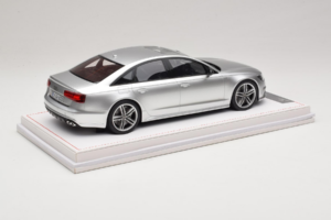 Audi S6 C7 Florett Silver Metallic IVY Merit 1:18 REMC038 Resin — bild 3 av 7