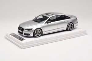 Audi S6 C7 Florett Silver Metallic IVY Merit 1:18 REMC038 Resin — bild 2 av 7