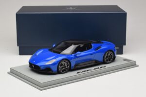 Maserati MC20 Blu Infinito BBR 1:18 P18191EMAS Resin — bild 7 av 7