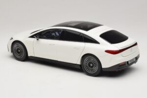 Mercedes EQS V297 Manufaktur Opalite White NZG 1:18 B66961049 Metall — bild 7 av 8