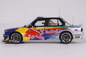 BMW E30 V8 #229 E. Hountondji Red Bull Driftbrothers Drift 2023 Blå Otto 1:18 OT486 Resin — bild 3 av 5