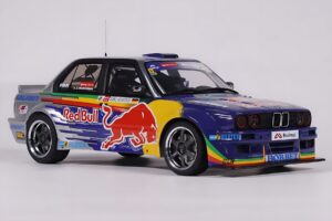 BMW E30 V8 #229 E. Hountondji Red Bull Driftbrothers Drift 2023 Blå Otto 1:18 OT486 Resin — bild 4 av 5