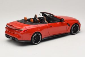 BMW M4 G83 Cabriolet Red Metallic Minichamps 1:18 110021030 Metall — bild 3 av 8