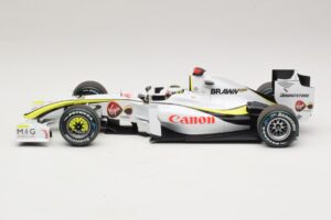 Brawn GP BGP001 #22 J. Button Singapore GP 2009 Minichamps 1:18 180090222 Resin — bild 3 av 7