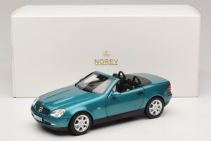 Mercedes SLK R170 Vivianite Green Norev 1:18 183021 Metall — bild 10 av 10