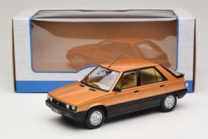 Renault 11 GTL Guld MCG 1:18 MCG18590 Metall — bild 6 av 6