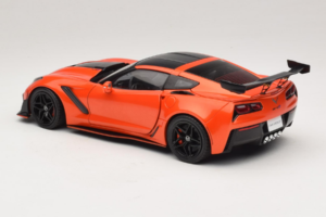 Chevrolet Corvette C7 ZR1 Röd IXO 1:18 U18RDC001-FO Metall — bild 7 av 8