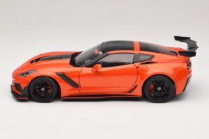 Chevrolet Corvette C7 ZR1 Röd IXO 1:18 U18RDC001-FO Metall — bild 4 av 8