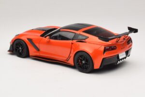 Chevrolet Corvette C7 ZR1 Röd IXO 1:18 U18RDC001-FO Metall — bild 7 av 8