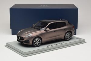 Maserati Grecale Brons BBR 1:18 P18220FMAS Resin — bild 7 av 7