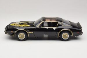 Pontiac Firebird Trans Am Kill Bill Movie Greenlight 1:18 12951 Metall — bild 3 av 6