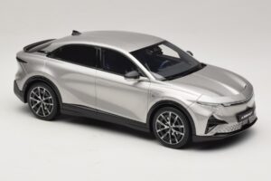 Alpine A390 GT Argent Mercure Otto 1:18 OT1318 Resin — bild 4 av 6