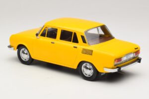 Skoda 100 L Gul MCG 1:18 MCG18781 Metall — bild 5 av 6