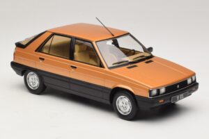 Renault 11 GTL Guld MCG 1:18 MCG18590 Metall — bild 4 av 6