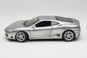 Ferrari 360 Modena Krom Silver Hot Wheels 1:18 27774 Metall — bild 4 av 8