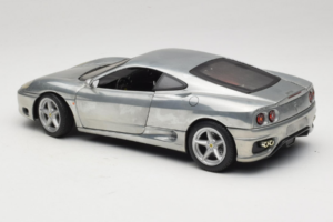 Ferrari 360 Modena Krom Silver Hot Wheels 1:18 27774 Metall — bild 7 av 8