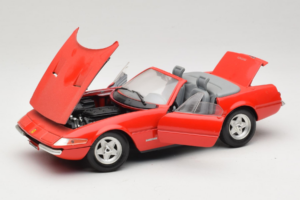 Ferrari 365 GTS/4 Spider Röd Techno Giodi 1:18 40028-P1 Metall — bild 2 av 8