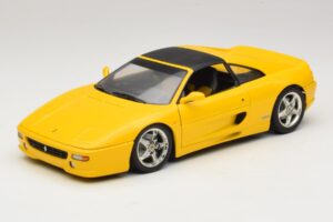 Ferrari F355 Spider Gul med Svart Tak UT Models 1:18 180074030-P4 Metall