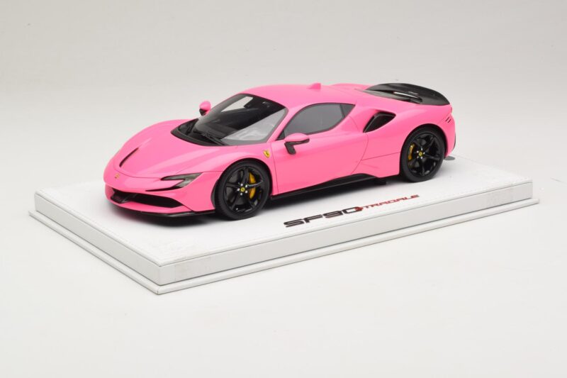 Ferrari SF90 Pack Fiorano Glansig Qatar Pink BBR 1:18 RACELINE137 Resin