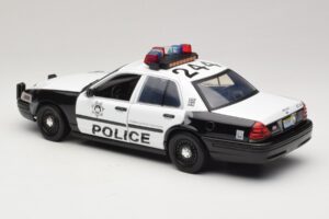 Ford Crown Victoria Police Interceptor The Hangover Movie Greenlight 1:18 12911 Metall — bild 5 av 6