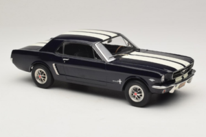 Ford Mustang Nightmist Blue Norev 1:18 182805 Metall — bild 4 av 6