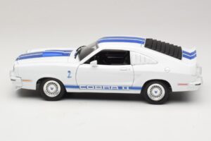 Ford Mustang II Cobra II Charlie's Angels Movie Greenlight 1:18 12880 Metall — bild 4 av 8