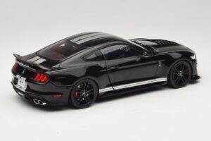 Ford Mustang Shelby GT500 S550 Svart IXO 1:18 U18RDC002-FO Metall — bild 3 av 8