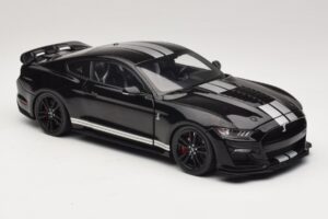Ford Mustang Shelby GT500 S550 Svart IXO 1:18 U18RDC002-FO Metall — bild 6 av 8