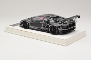 Lamborghini Aventador Liberty Walk TRON Glansigt Svart JUC 1:18 J32-14 Resin — bild 5 av 7
