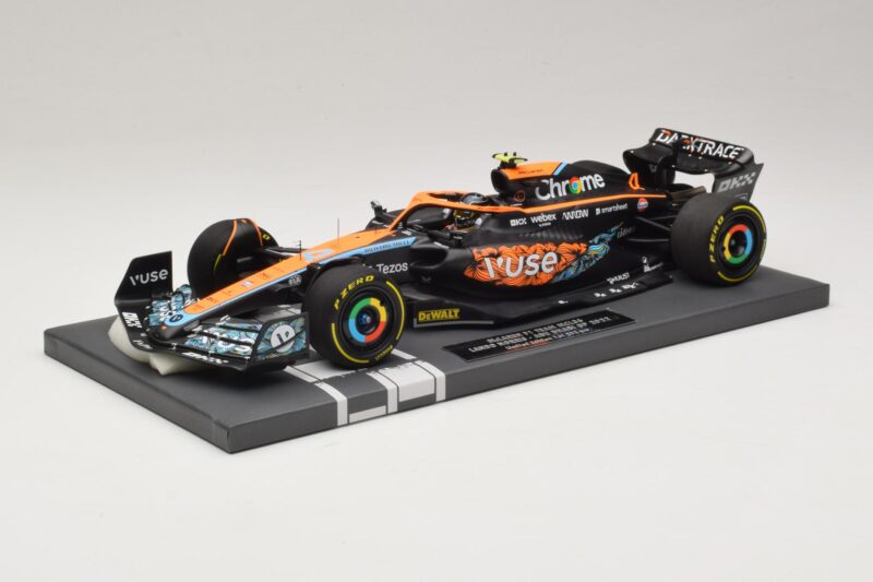McLaren MCL36 #4 L. Norris Abu Dhabi GP 2022 Minichamps 1:18 537224004 Resin