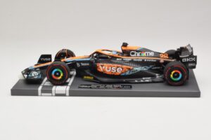 McLaren MCL36 O. Piastri Abu Dhabi Test 2022 Minichamps 1:18 537221828 Resin — bild 3 av 7