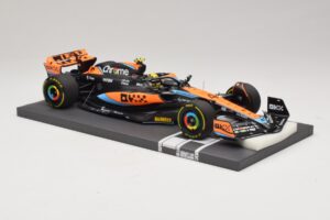 McLaren MCL60 #4 L. Norris Australian GP 2023 Minichamps 1:18 537232104 Resin — bild 4 av 7