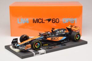 McLaren MCL60 #81 O. Piastri Hungarian GP 2023 Minichamps 1:18 537233081 Resin — bild 7 av 7