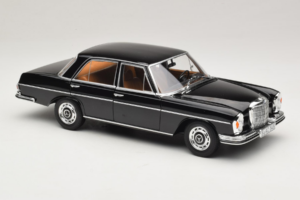 Mercedes 280 SE W108 Svart Norev 1:18 183360 Metall — bild 6 av 8
